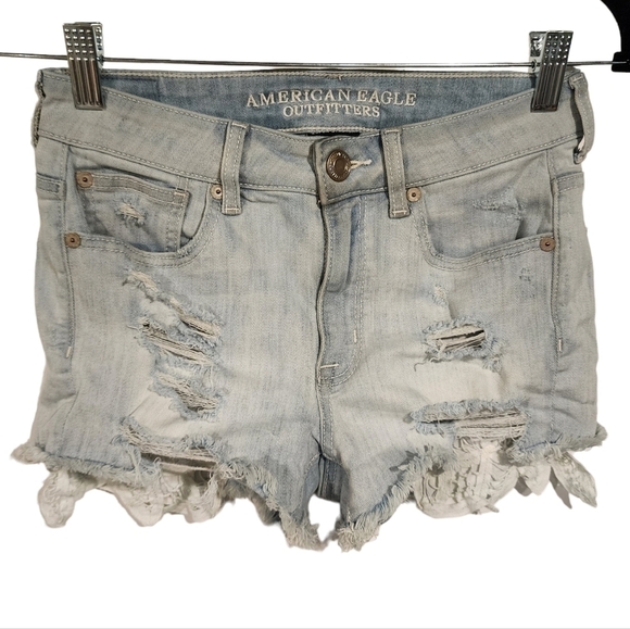American Eagle High Rise Sortie Shorts Light Wash Distressed Lace‎ Pockets sz 2 - Picture 1 of 11